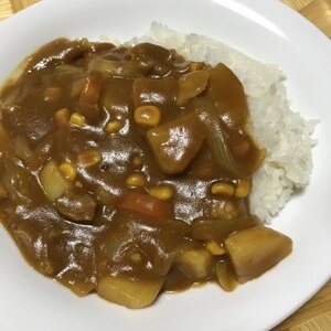 トウモロコシのカレーライス